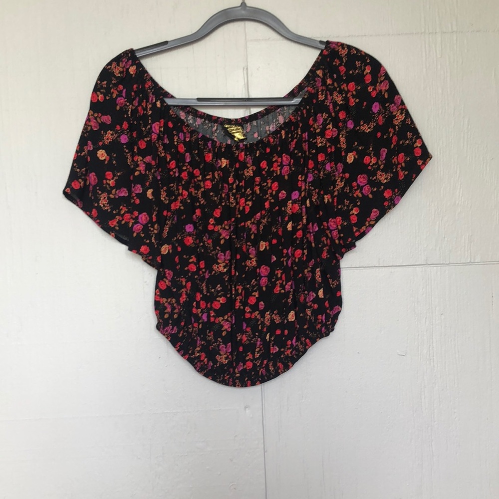 Off the shoulder floral crop top